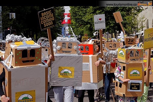 تظاهرات جالب ربات ها در سوییس! /عکس