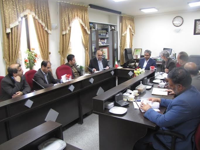 فرماندار سمنان:بر لزوم اطلاع رسانی طرح های حمایتی باید به مدیران واحدهای تولیدی و صنعتی تاکید نمود فرماندار سمنان:بر لزوم اطلاع رسانی طرح های حمایتی باید به مدیران واحدهای تولیدی و صنعتی تاکید نمود