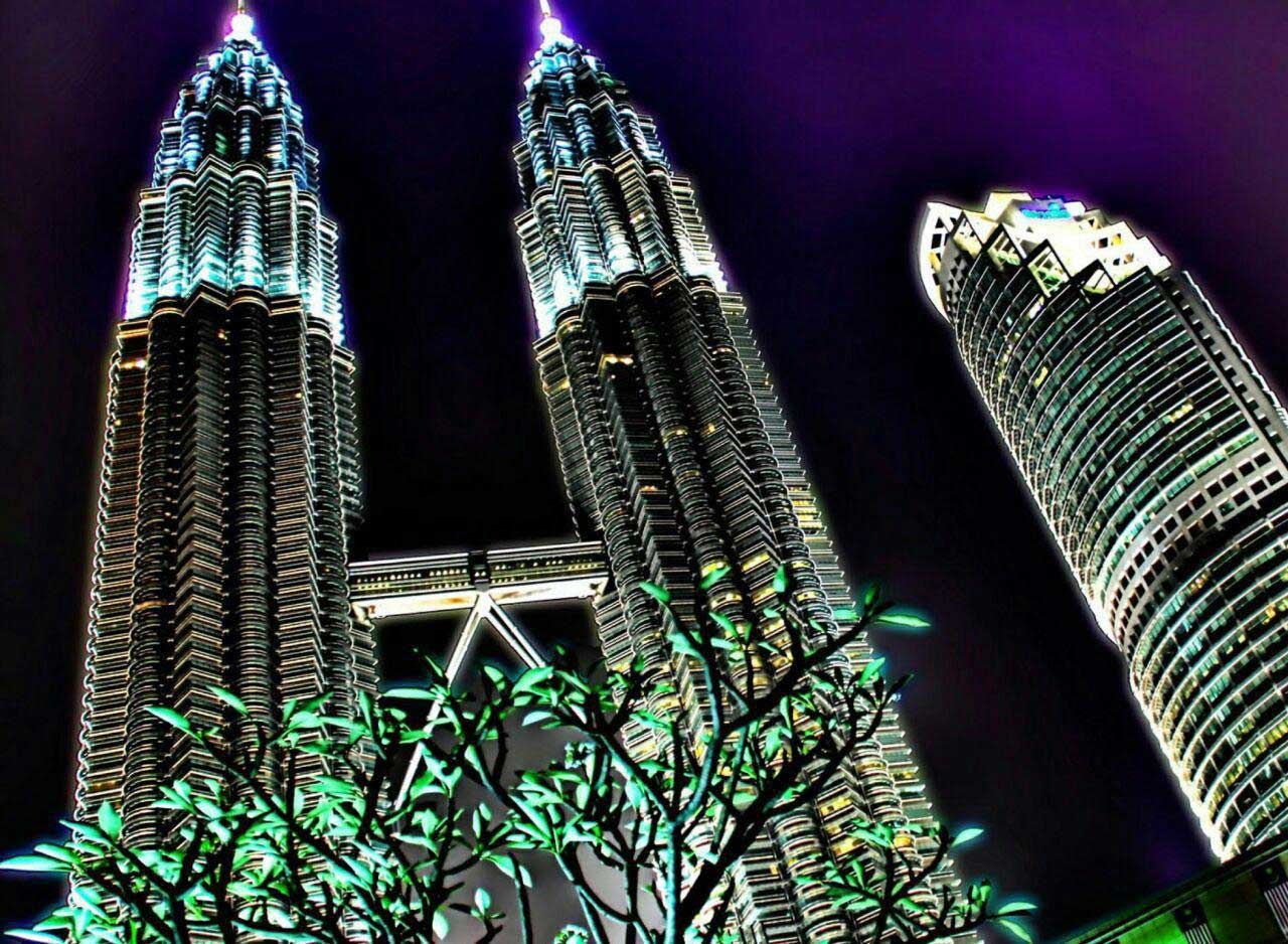 برج های دوقلوی پتروناس در مالزی