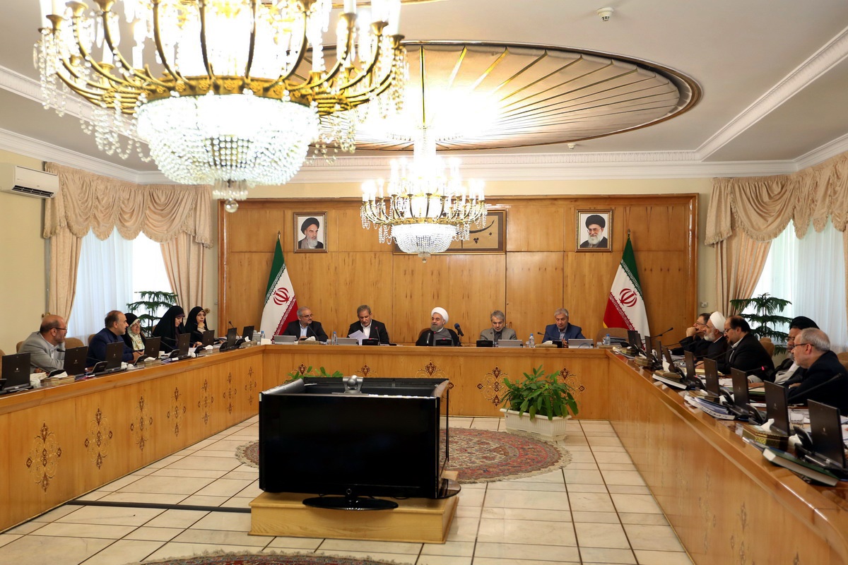 تصمیمات مهم دولت برای رفع مشکلات مسکن مهر/تحویل 350 هزار واحد مسکونی تا پایان سال جاری به متقاضیان