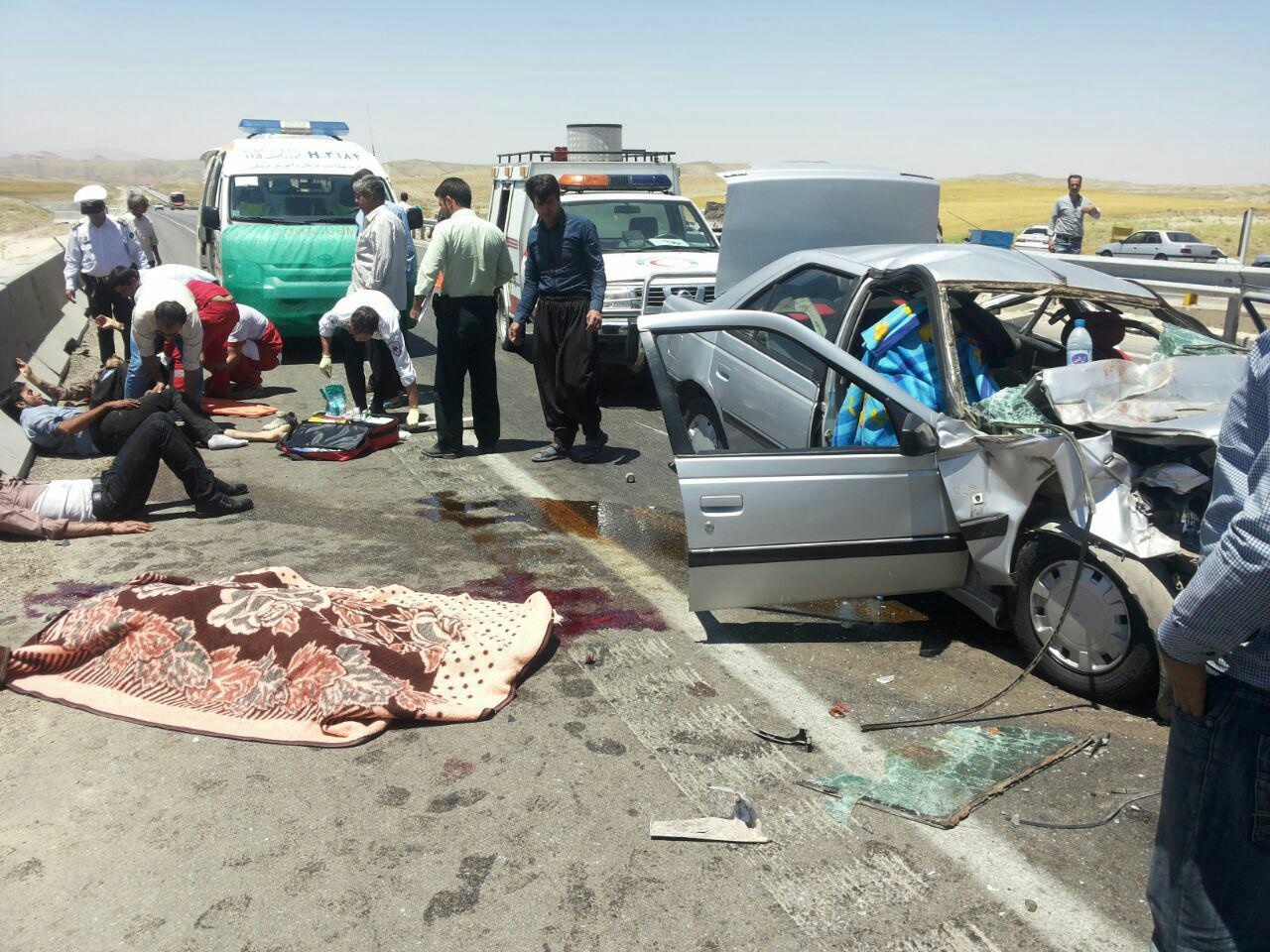 حادثه در آزاد راه ساوه به همدان 5 کشته و مجروح بر جا گذاشت