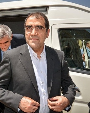 وزیر بهداشت وارد شهرکرد شد وزیر بهداشت وارد شهرکرد شد