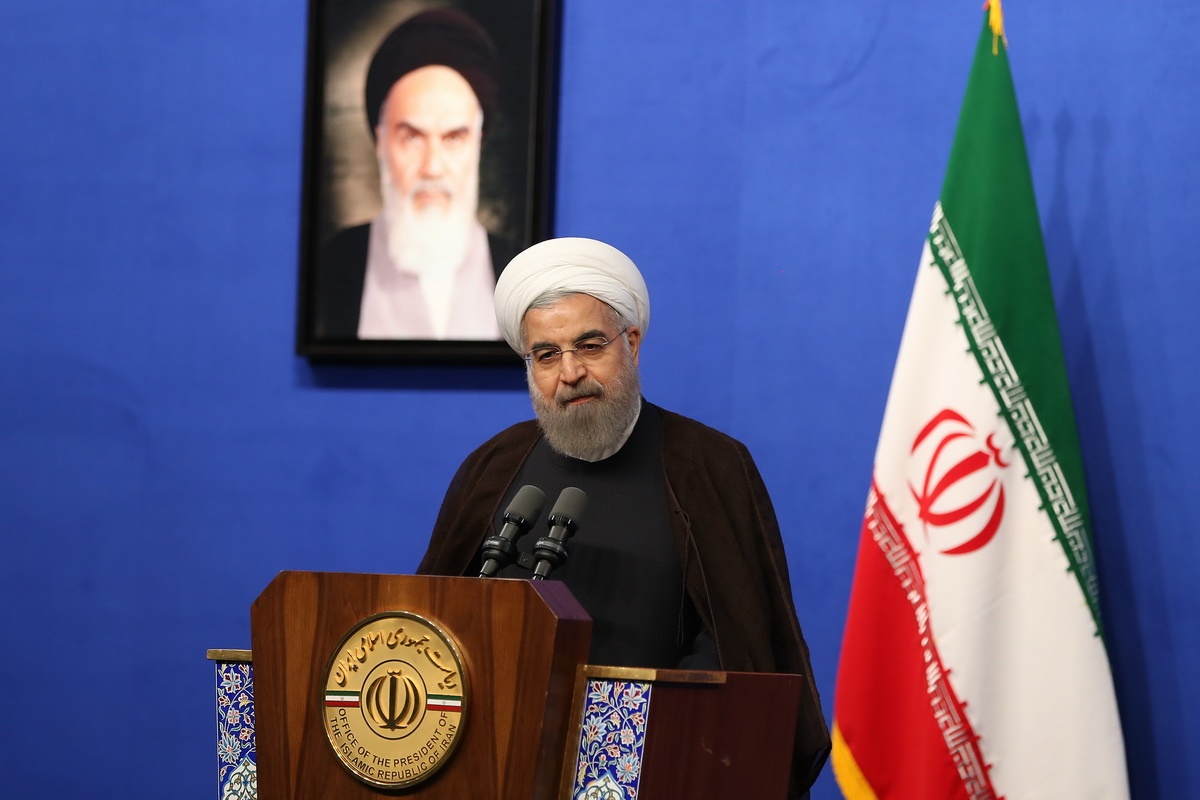 روحانی: تلاش دولت بر تک نرخی کردن ارز است /افزایش صادرات غیرنفتی و دستیابی به بازارهای ثابت هدف