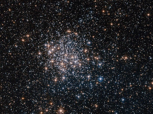 تصویر خار‌ق‌العاده یک خوشه ستاره‌ای/تصویری که تلسکوپ فضایی هابل شکار کرد