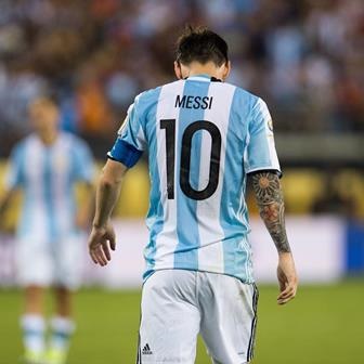 بمب خبری کوپا آمریکا/مسی از تیم ملی آرژانتین خداحافظی کرد