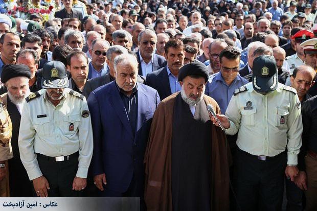 پیکر پاک شهید نیروی انتظامی در خرم آباد به خاک سپرده شد 
