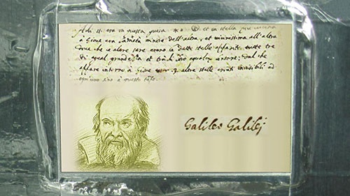 پلاک و جملات با دستخط گالیله را در فضاپیمای جونو ببینید/مجسمه لگو ستاره‌شناس قرن ۱۷