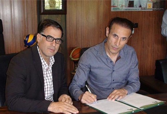 یحیی گل‌محمدی با ذوب آهن تمدید کرد