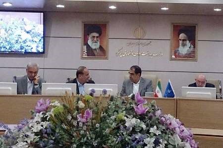 وزیر بهداشت:اجرای طرحهای بهداشت و درمان چهارمحال و بختیاری تسریع می شود