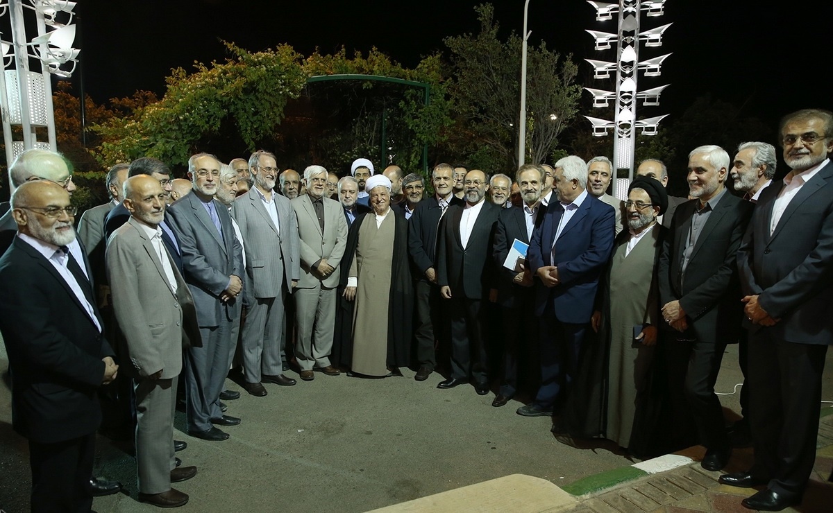انتقاد آیت‌الله هاشمی از بداخلاقی‌های سیاسی: نباید اجازه دهیم اختلافات به خصومت و کینه بیانجامد