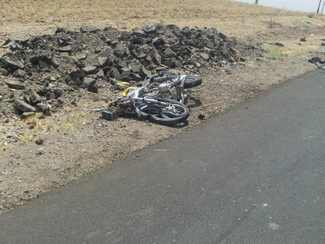 در تصادف دو دستگاه پژو با موتورسیکلت، راکب 20 ساله موتور کشته شد