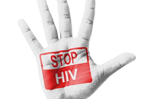 تشخیص سریع؛کلید اصلی برای کنترل HIV/ از آزمایش دادن نترسید!