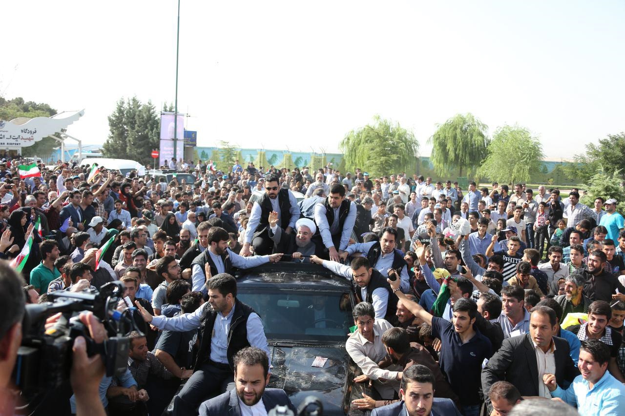 دفتر رئیس جمهور از استقبال پرشور مردم استان کرمانشاه تقدیر کرد