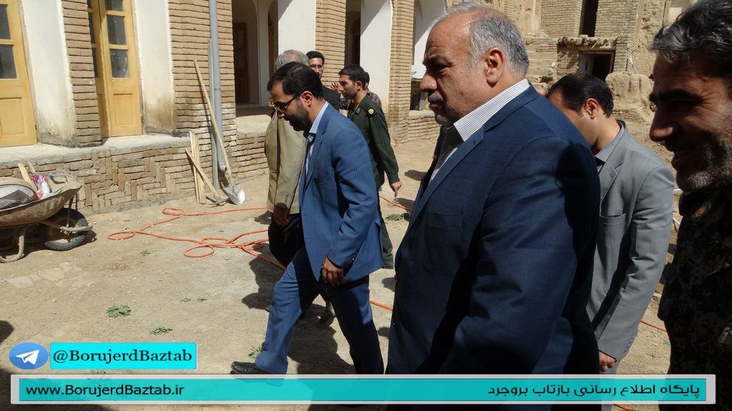انتقاد نماینده بروجرد از فرماندار /مسئولان فرهنگی باید در حوزه فرهنگی و سیاست های مذهبی گام بردارند