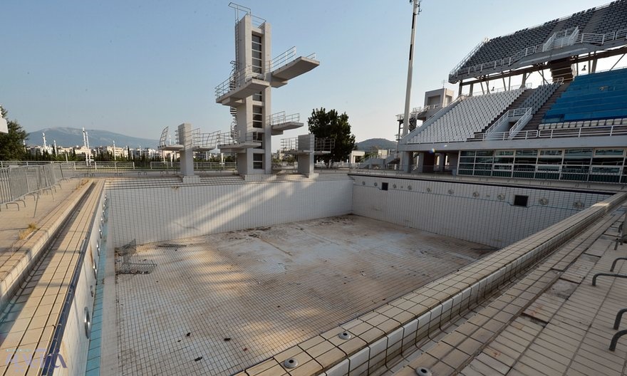تصاویر | بلایی که یونانی‌ها بر سر دهکده المپیک آتن آوردند