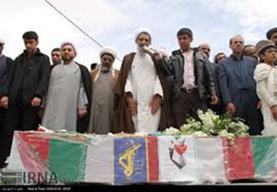 پیکر شهید گمنام در روستای چم چنگ چهارمحال و بختیاری تشییع شد