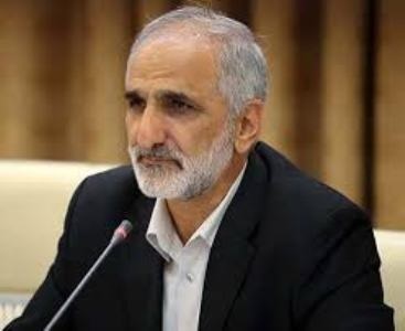 موضوع حقوق های نجومی از دولت نهم و دهم تصویب و اجرا شده است