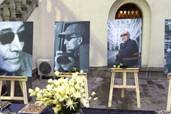 سه برنامه در پاریس به یاد عباس کیارستمی/خداحافظی در کنار رودخانه سن