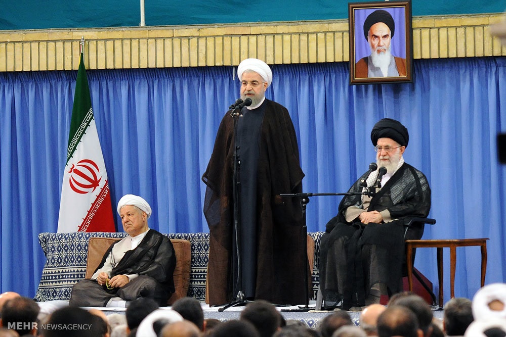 ویدئو| روحانی در دیدار عیدانه مسئولان با رهبری درباره فیش‌های نامتعارف چه گفت؟