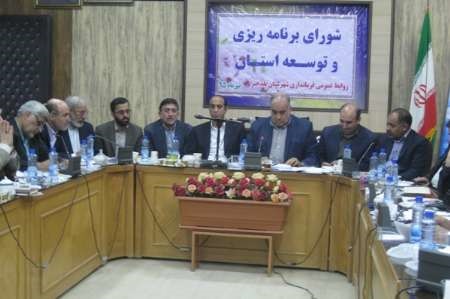 شهرداری های پلدختر و معمولان باید پروژه های  گردشگری را تعریف کنند