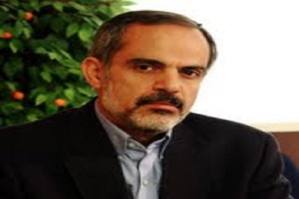 تربیت خبرنگاران جناحی آسیب بزرگی است/برخی در مذاکره هسته ای جناحی برخورد کردند