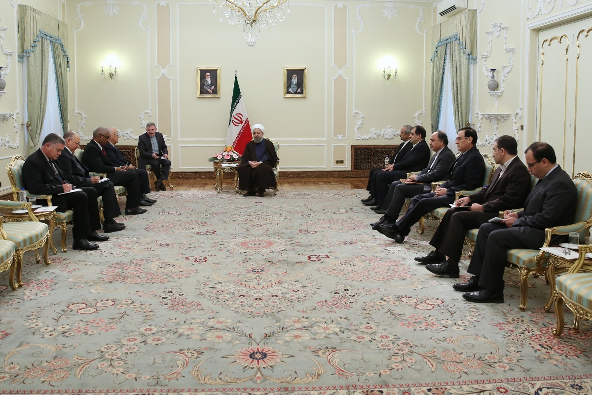 روحانی: ایران اعمال تحریم‌ها را ابزاری غلط و بی‌نتیجه می‌داند
