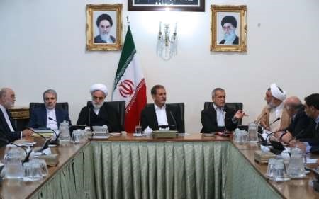 جهانگیری: در راس نظام برای مبارزه با مفاسد اقتصادی اراده جدی وجود دارد
