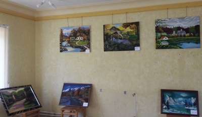 برگزاری نمایشگاه نقاشی و کتاب در رودبار