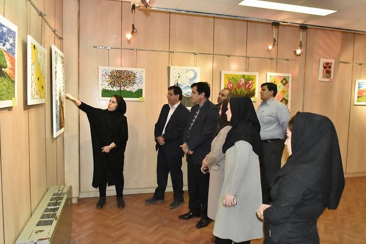 استقبال کم‌نظیر از نمایشگاه نقاشی معلولان کم‌توان ذهنی لرستان 