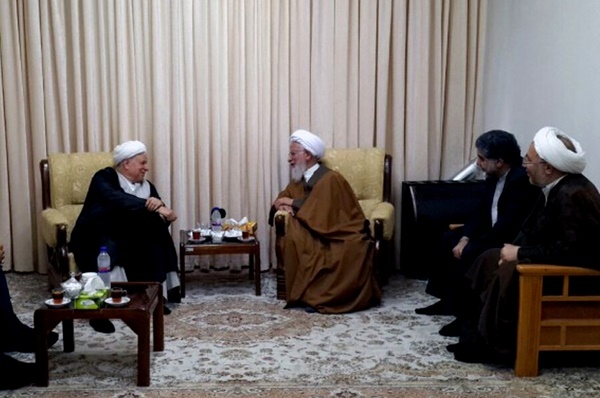 عکس | دیدار هاشمی رفسنجانی با آیت‌الله جوادی آملی در دماوند 