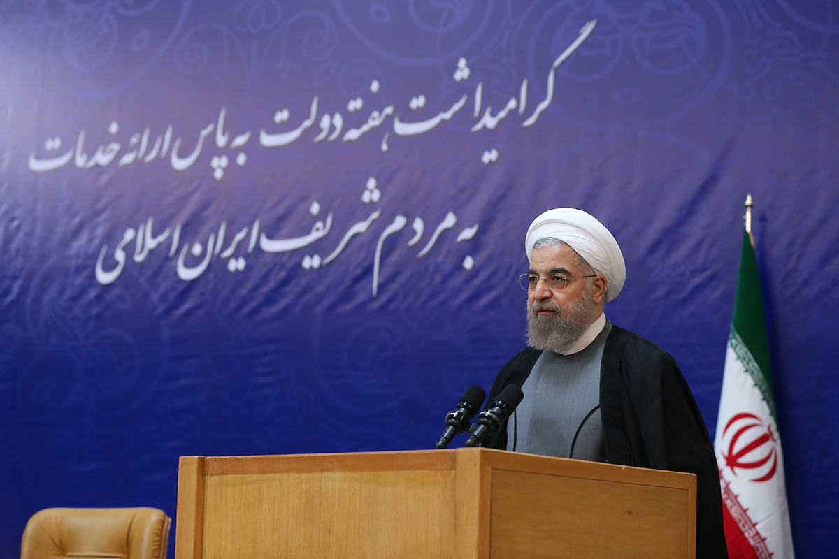 روحانی: قبل از بگیر و ببند، مبانی فساد را از بین ببریم