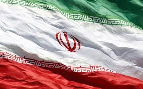 فیلم | دوخت بزرگ‌ترین پرچم ایران برای دیدار با قطر