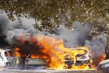فیلم | ۴۲۰ خودرو در پرتغال سوخت