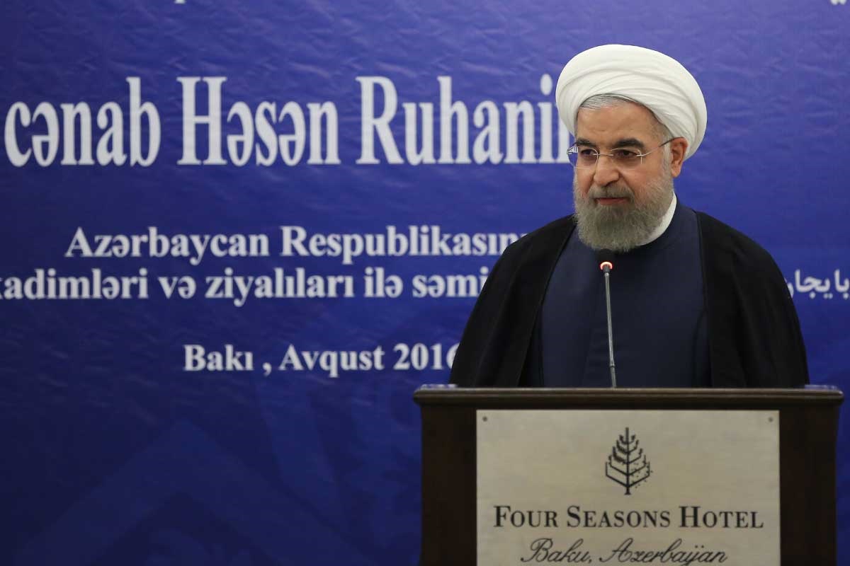 روحانی: تفرقه و ترور به نام اسلام، توطئه‌ای در جهت اسلام هراسی است
