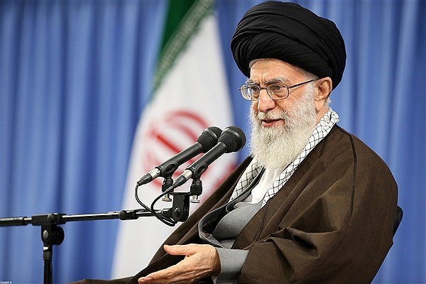 هشدار رهبر انقلاب: نگذارید نسبت‌های واقعی آیت‌الله طالقانی با انقلاب تبدیل به نسبت‌های غیرواقعی شود