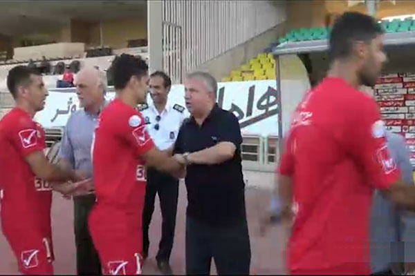 فیلم | علی پروین در تمرین پیش از دربی پرسپولیسی‌ها