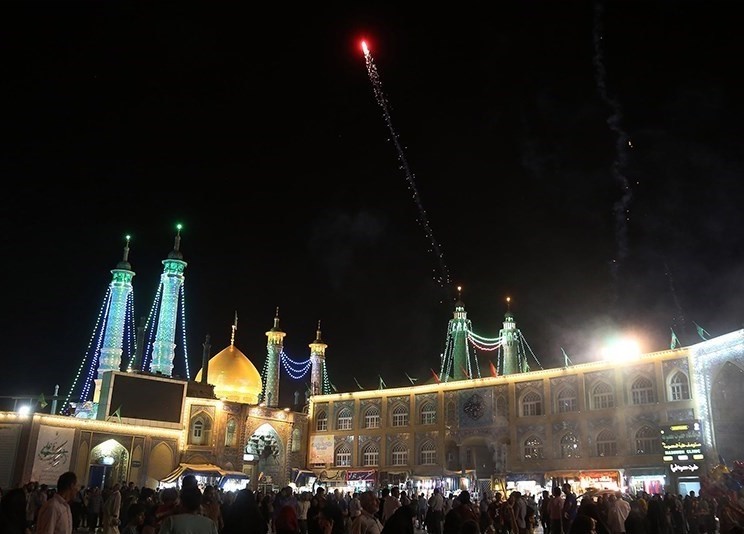 تصاویر | شب عید غدیر در حرم حضرت معصومه (س)