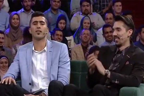 فیلم | آوازخوانی والیبالیست‌های تیم ملی در خندوانه | قائمی ترکمنی خواند