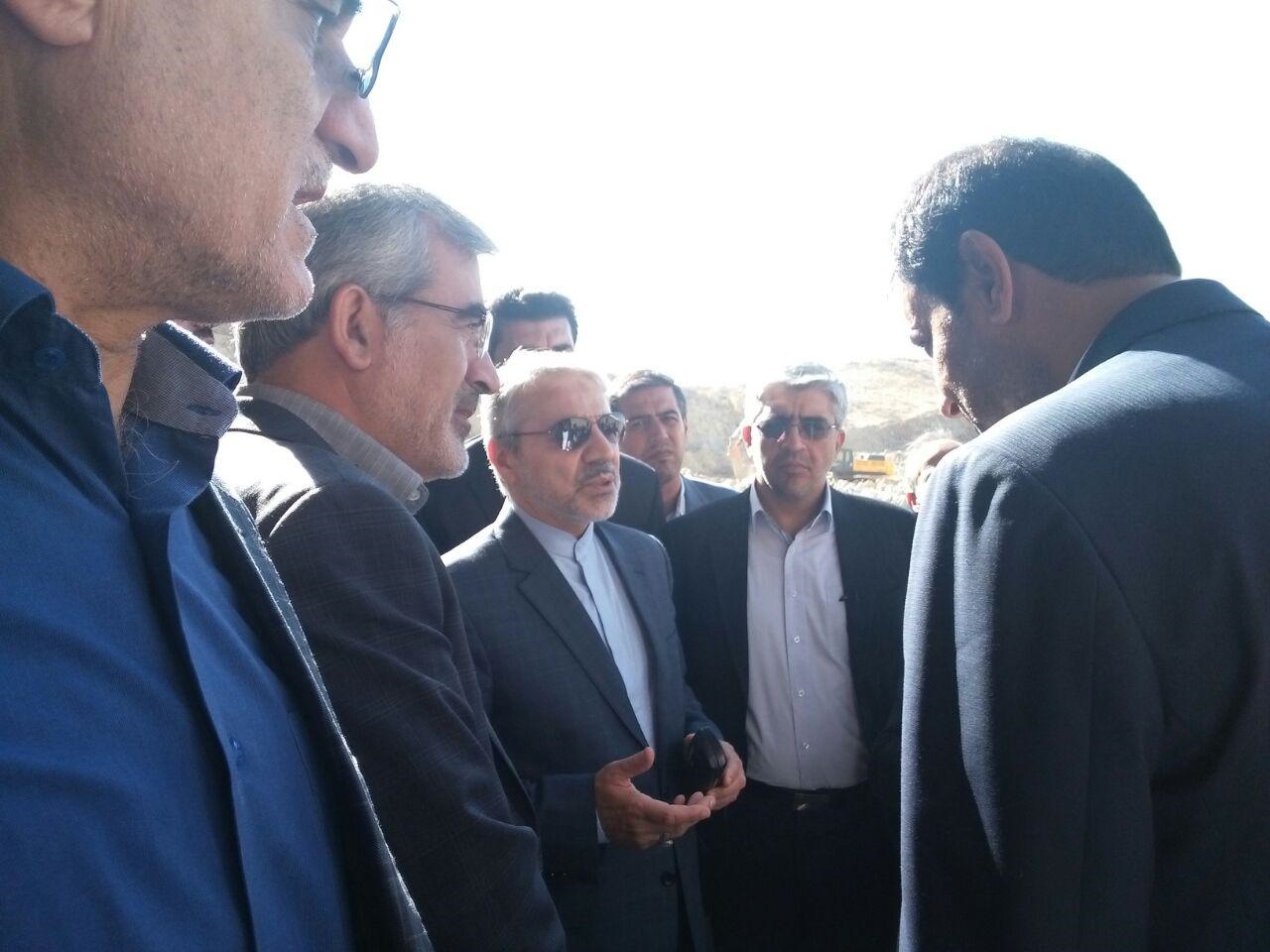 نوبخت:  اتوبان همت استثناست, پیمانکار دست بجنباند