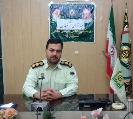 دو جوان همزمان خود را حلق آویز کردند