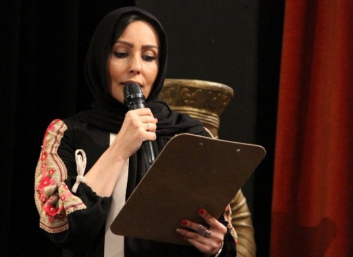  تصاویری از کنسرت گروه «مهروزان» با حضور سه بازیگر زن 