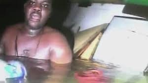 فیلم | نجات مردی که بیش از دو روز زیر آب زنده ماند