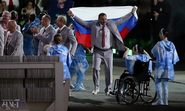 تصاویر | حمل پرچم روسیه توسط کاروان بلاروس در المپیک ریو