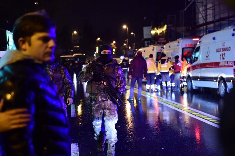 مشخصات سلاحی که بابانوئل با آن به باشگاه شبانه استانبول حمله کرد