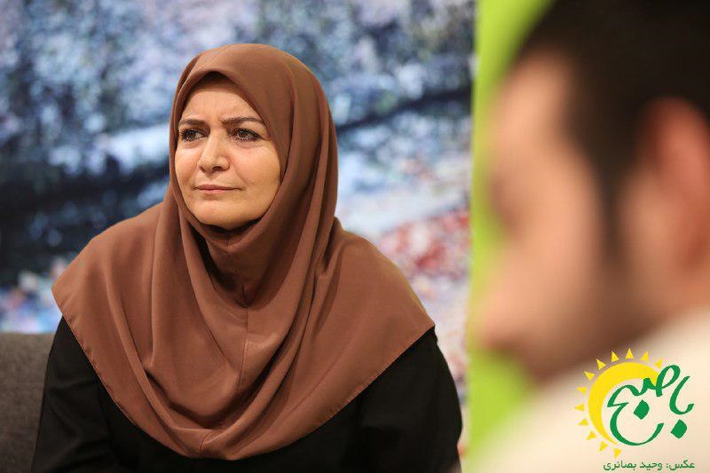 دست گوینده پیشکسوت خبر در برنامه صبحگاهی رو شد