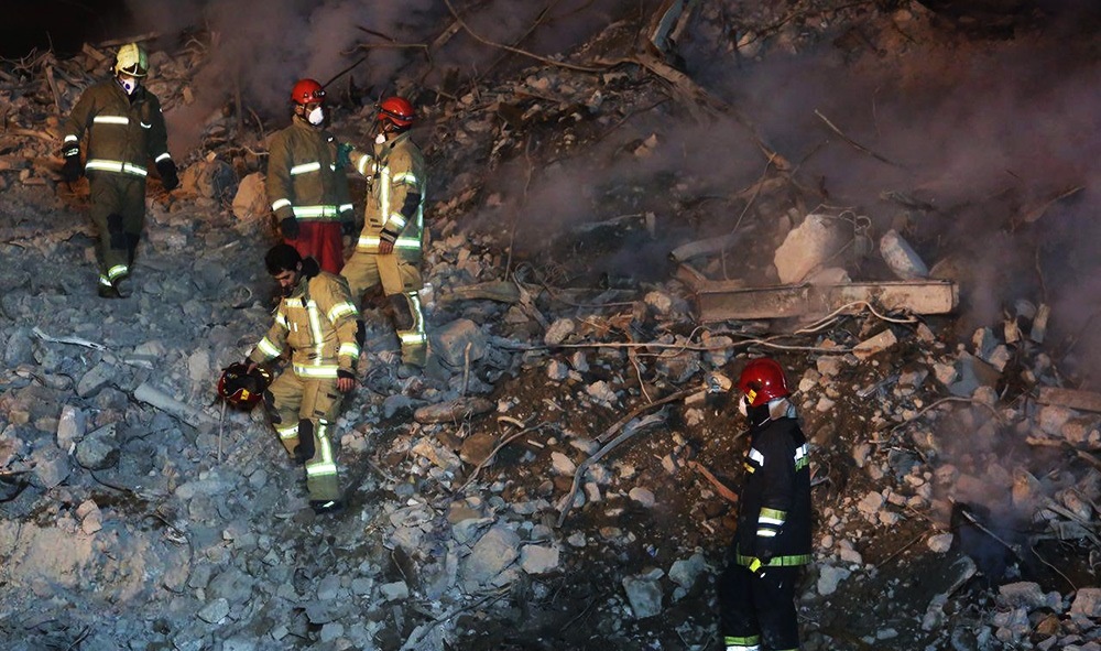 جدیدترین آمار مصدومان پلاسکو؛ ۲۰۱ نفر/ یک آتش‌نشان در حین عملیات بی‌هوش شد