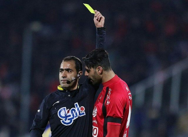 اطلاعیه دپارتمان داوری درباره اشتباهات داور بازی پرسپولیس