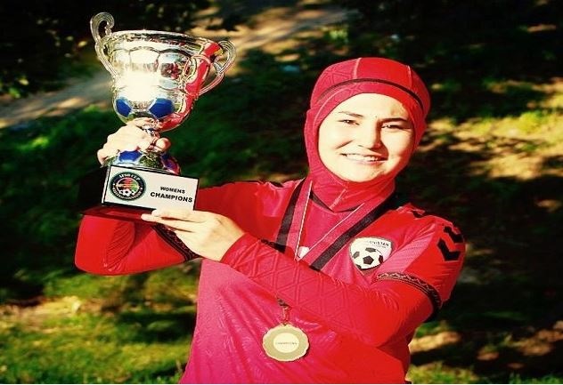 گفت‌وگو با هاجر ابوالفضل/ از طالبان تا فوتبال؛ فوتبال برای زنان افغانستان راهی برای مبارزه