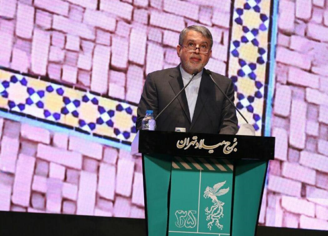 وزیر ارشاد: سینمای ایران، امروز زبان گویا و موثر جامعه است