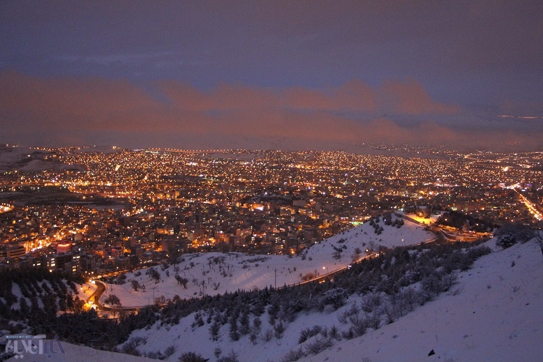 گزارش تصویری | بارش برف در سنندج